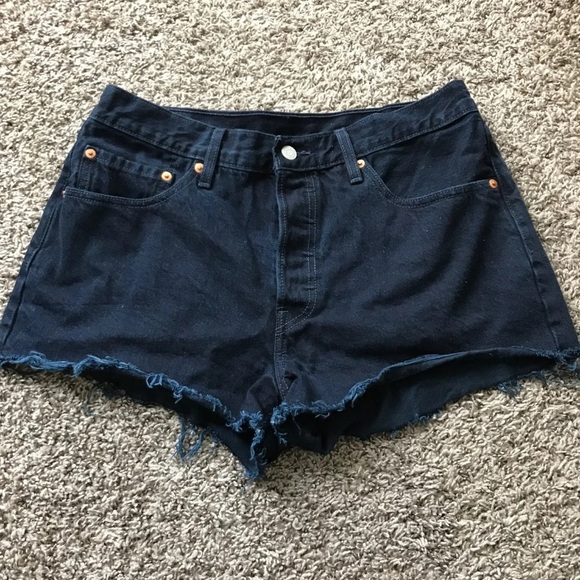 Levi Shorts - Picture 1 of 4